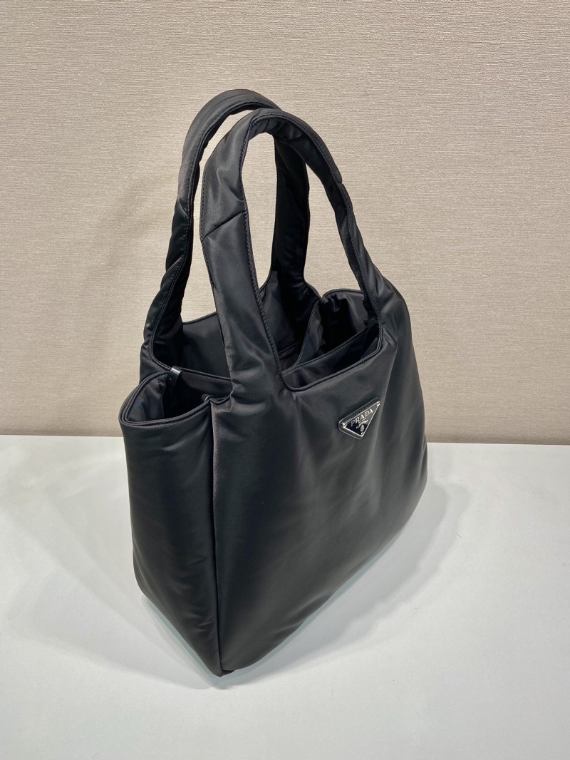 Pra*a tote bags